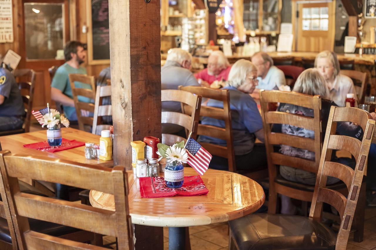Arrowhead Mountain Lodge Cimarron エクステリア 写真